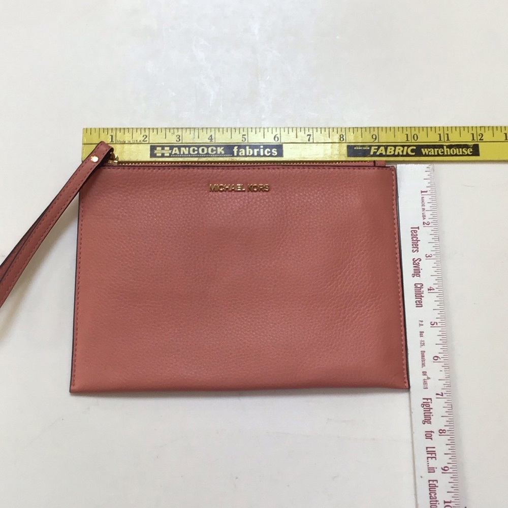 Michael Kors Wristlet Wallet Jet Set Large Clutch Pink Pebbled Leather NWOT - Picture 5 of 11